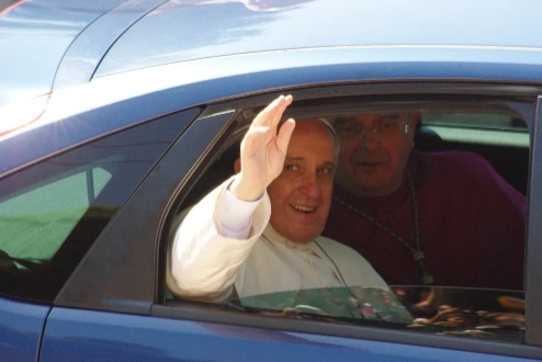 Witz des Tages: Papst gerät in Polizeikontrolle